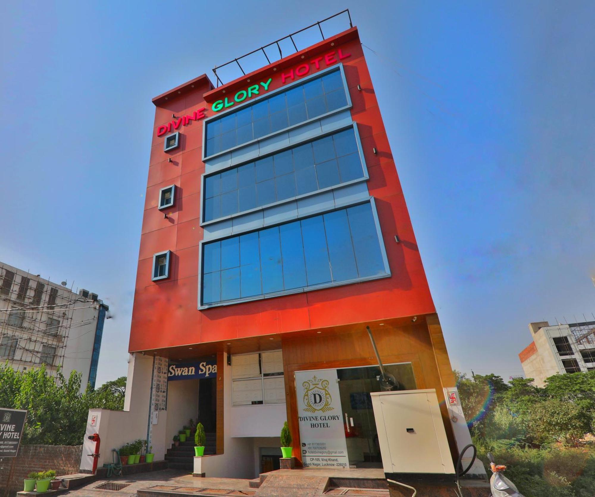 Divine Glory Hotel Lucknow Exterior photo